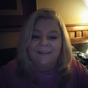 Meet your Posher, Joelene